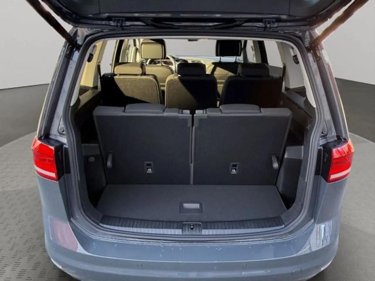 Volkswagen Touran 16