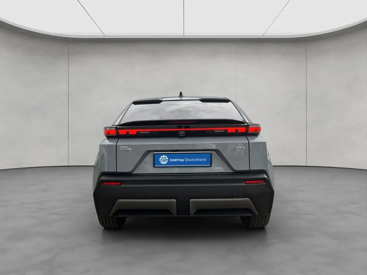 Toyota C-HR+ 5