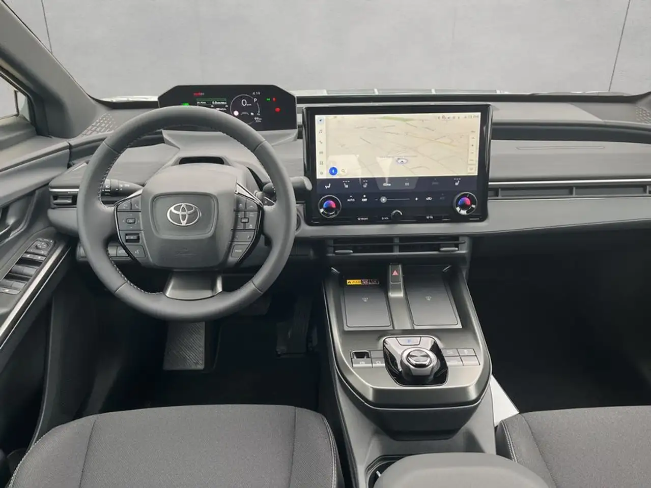 Toyota C-HR+ 14