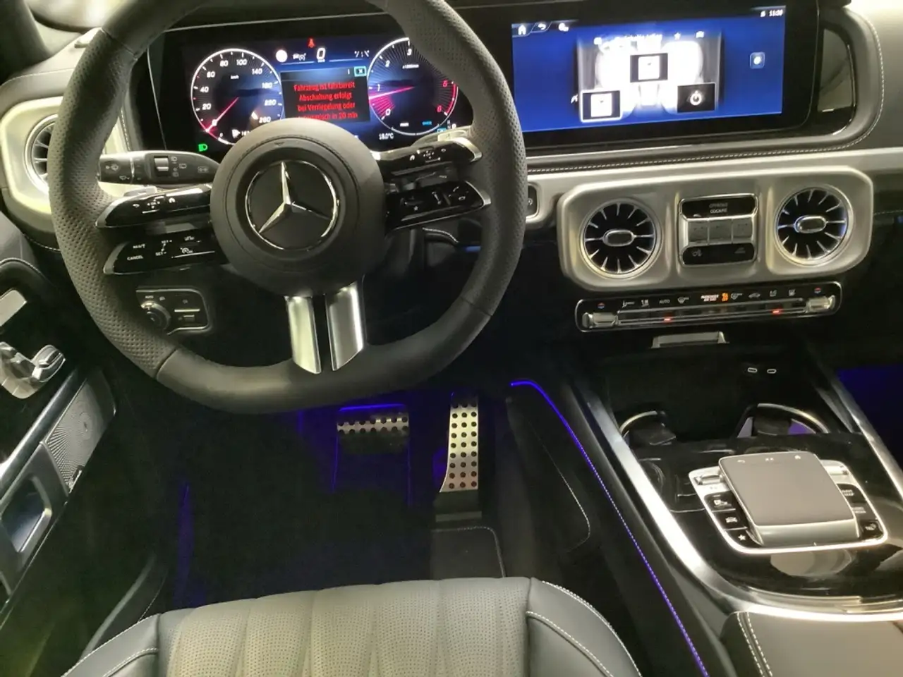 Mercedes-Benz G 450 12