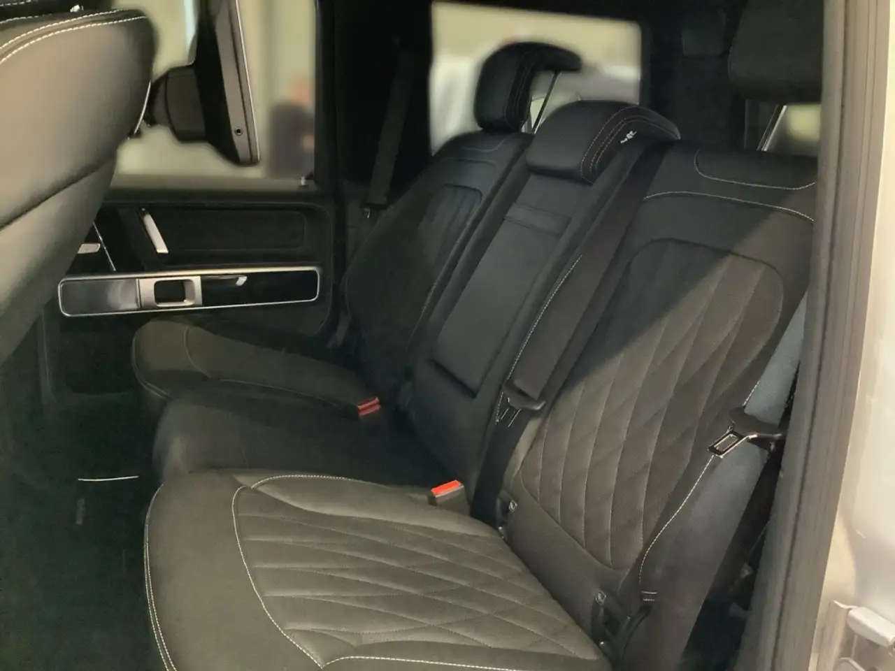 Mercedes-Benz G 450 13
