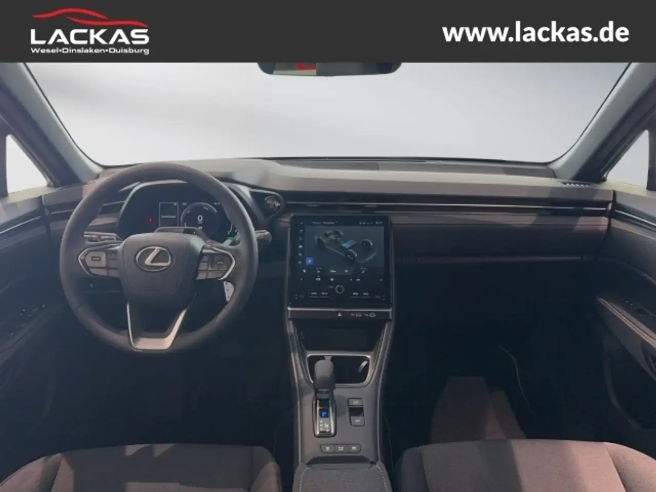 Lexus LBX 10