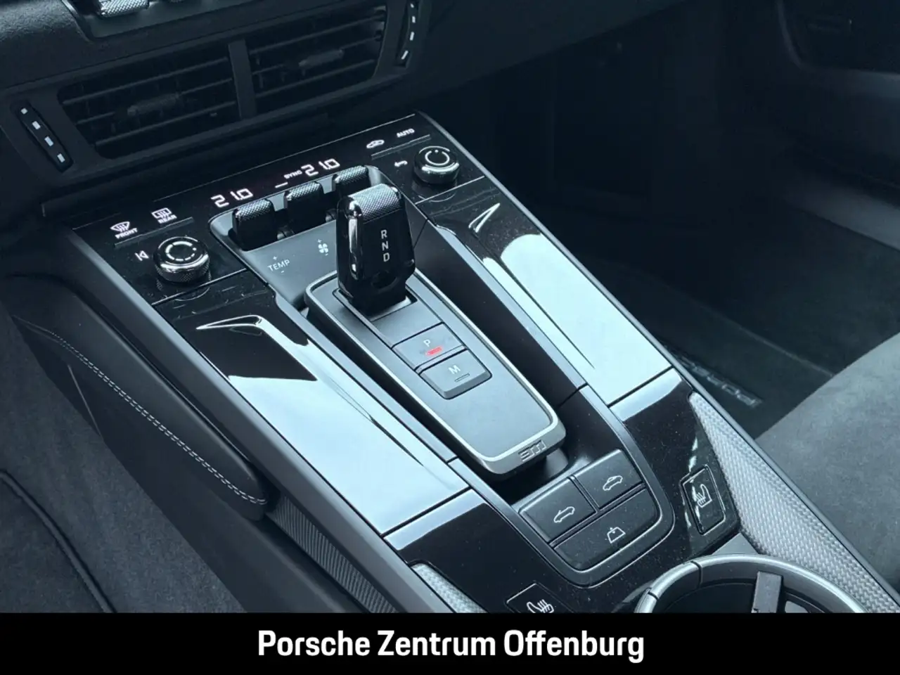 Porsche 992 14