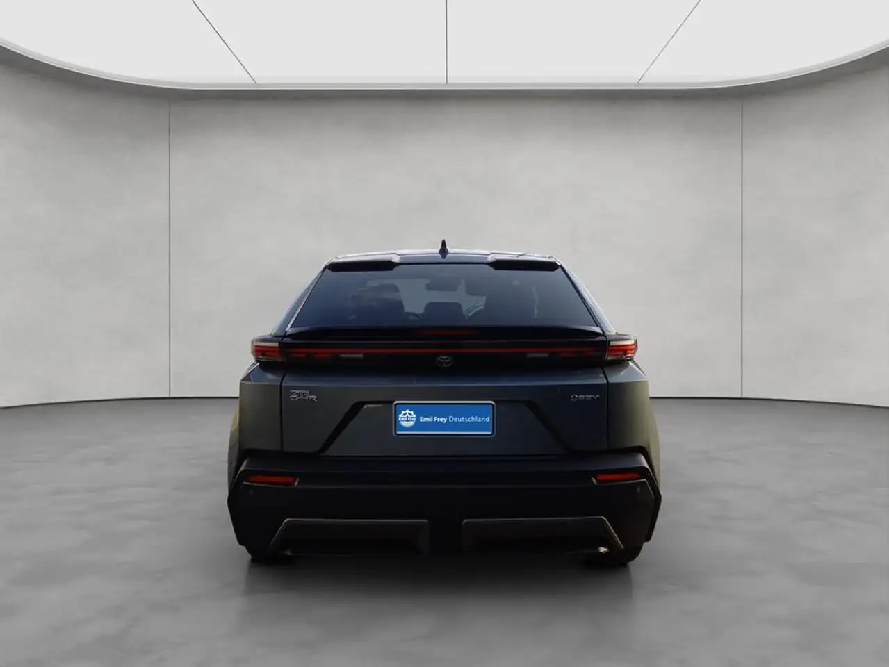 Toyota C-HR+ 5