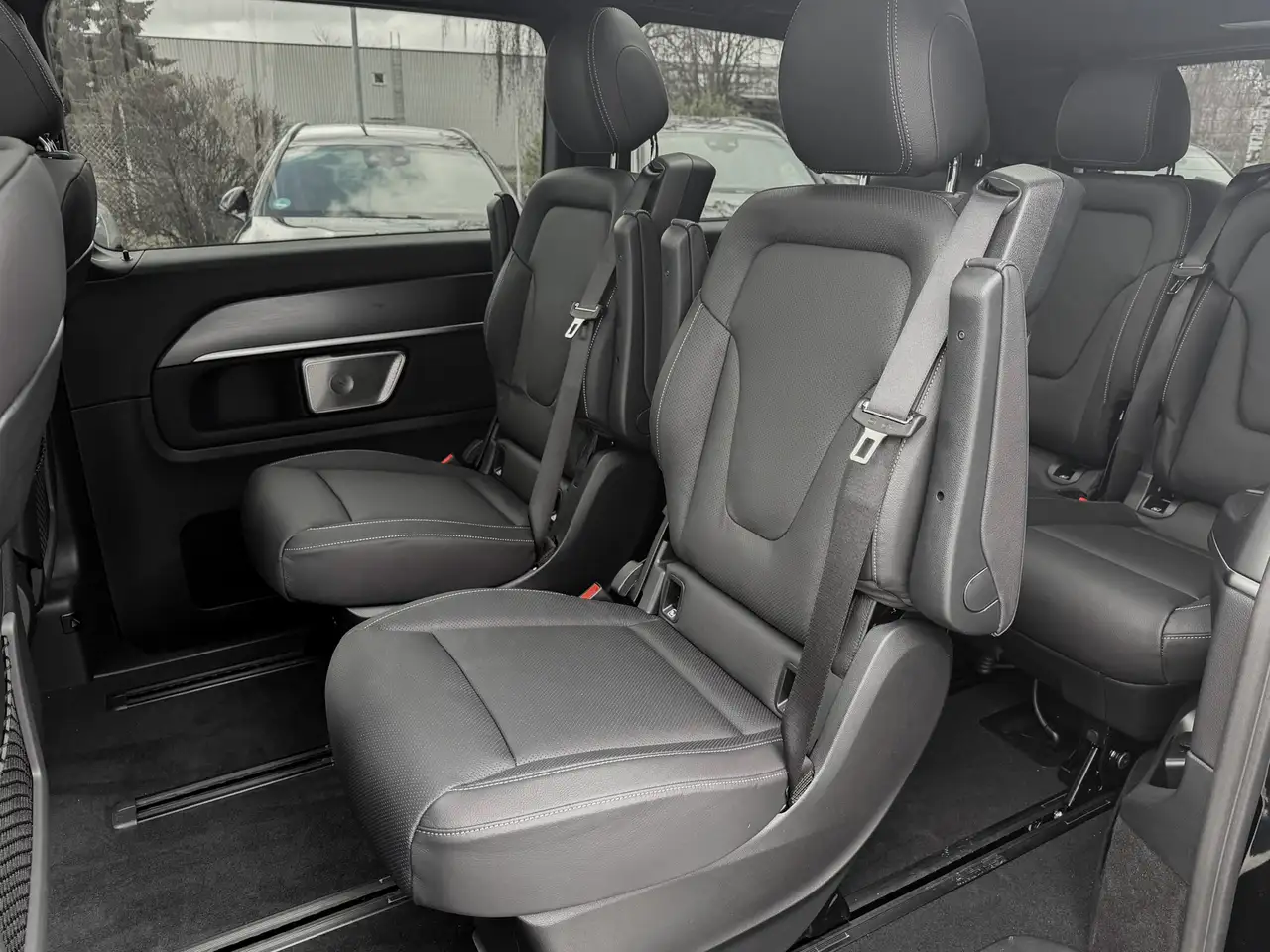 Mercedes-Benz V 300 8
