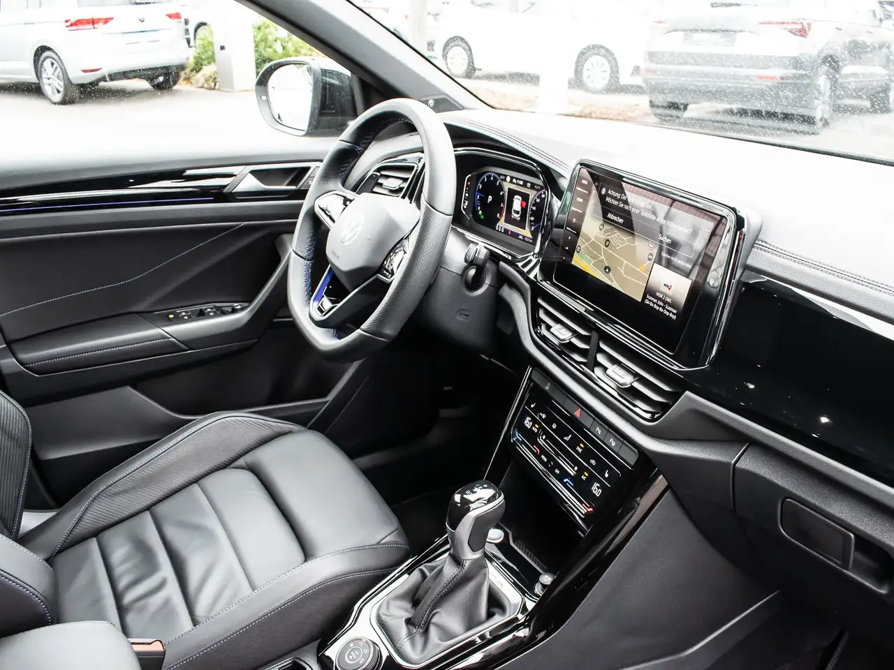 Volkswagen T-Roc 8