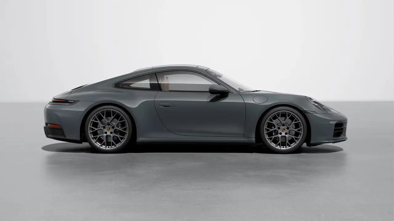 Porsche 992 6
