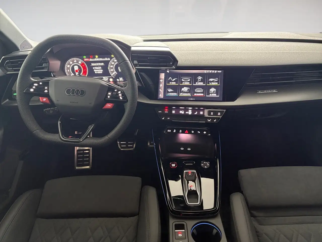 Audi RS3 12