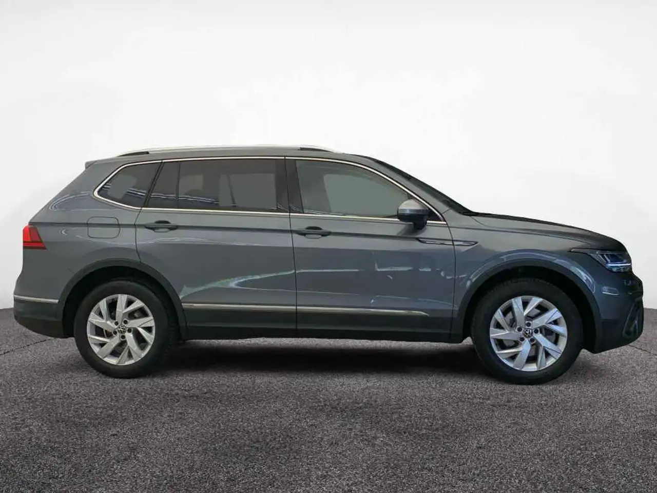 Volkswagen Tiguan 6