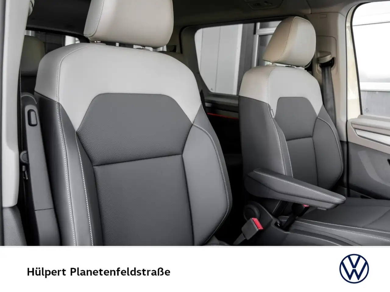 Volkswagen T7 Multivan 7