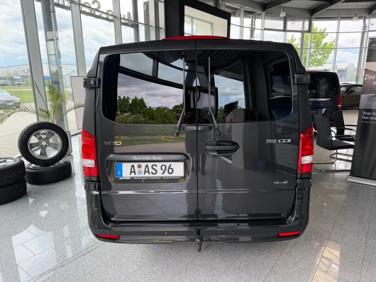 Mercedes-Benz Vito 5