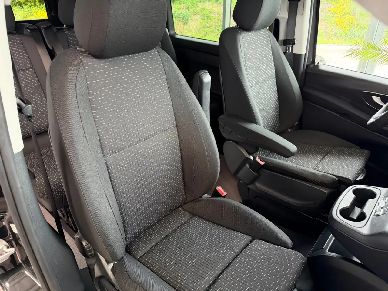 Mercedes-Benz Vito 14