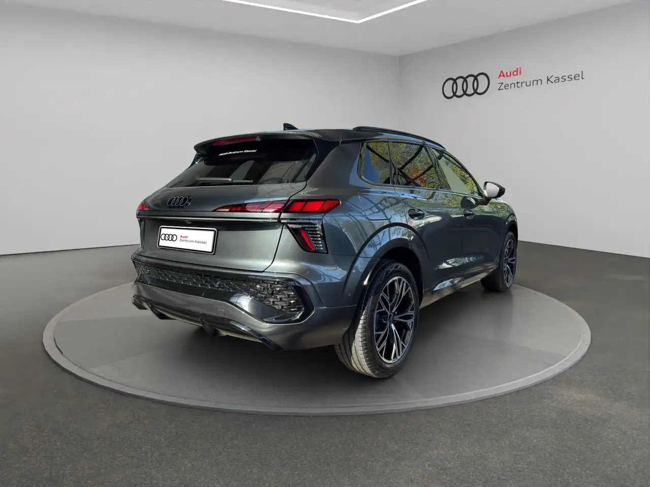Audi Q3 5