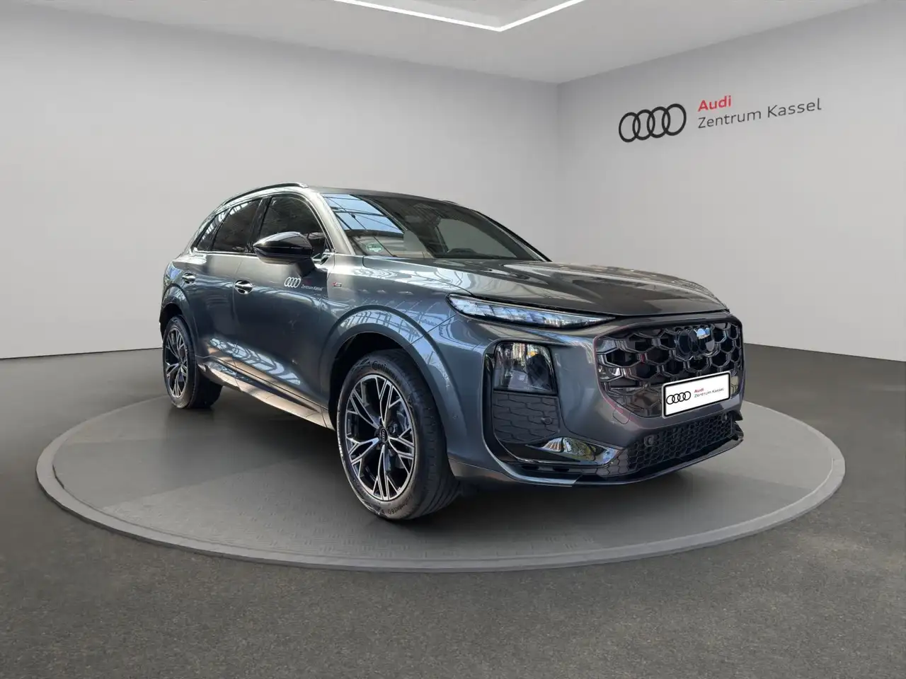 Audi Q3 7