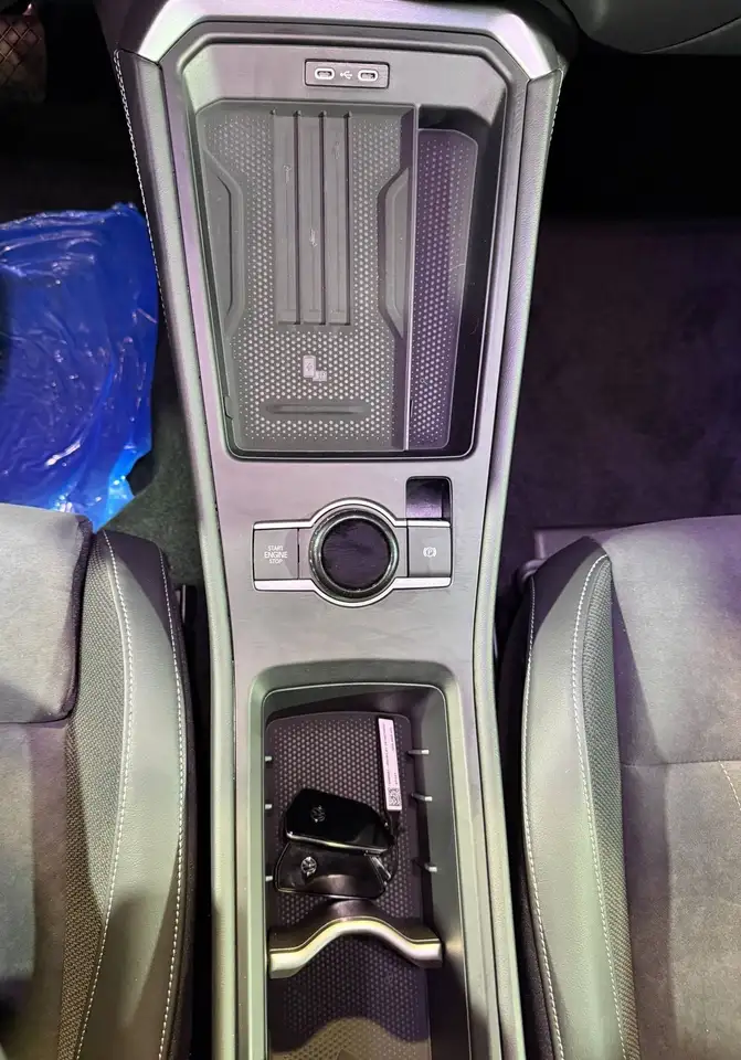 Volkswagen T-Roc 8