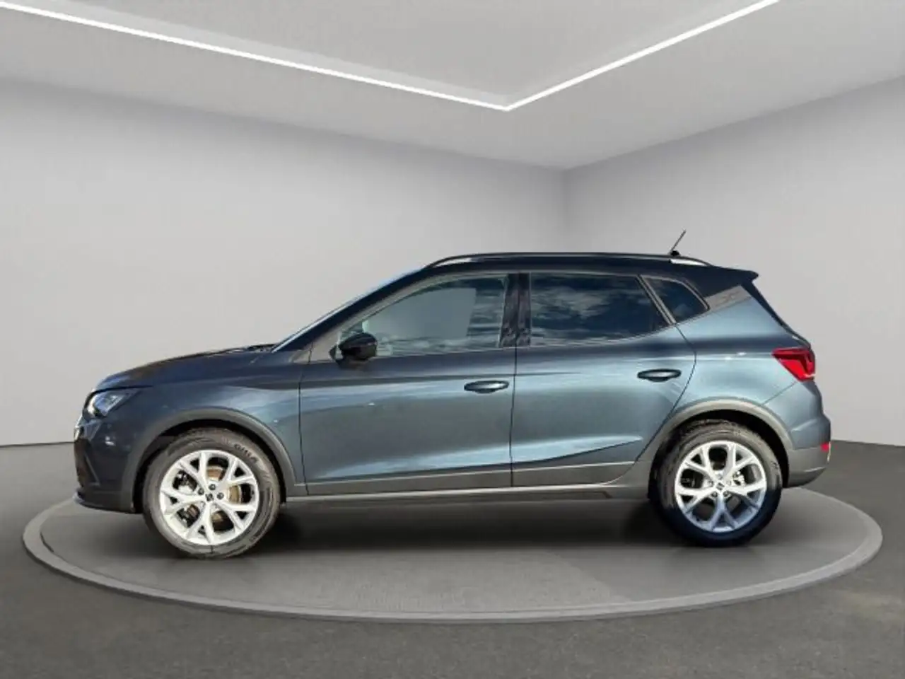 Seat Arona 5