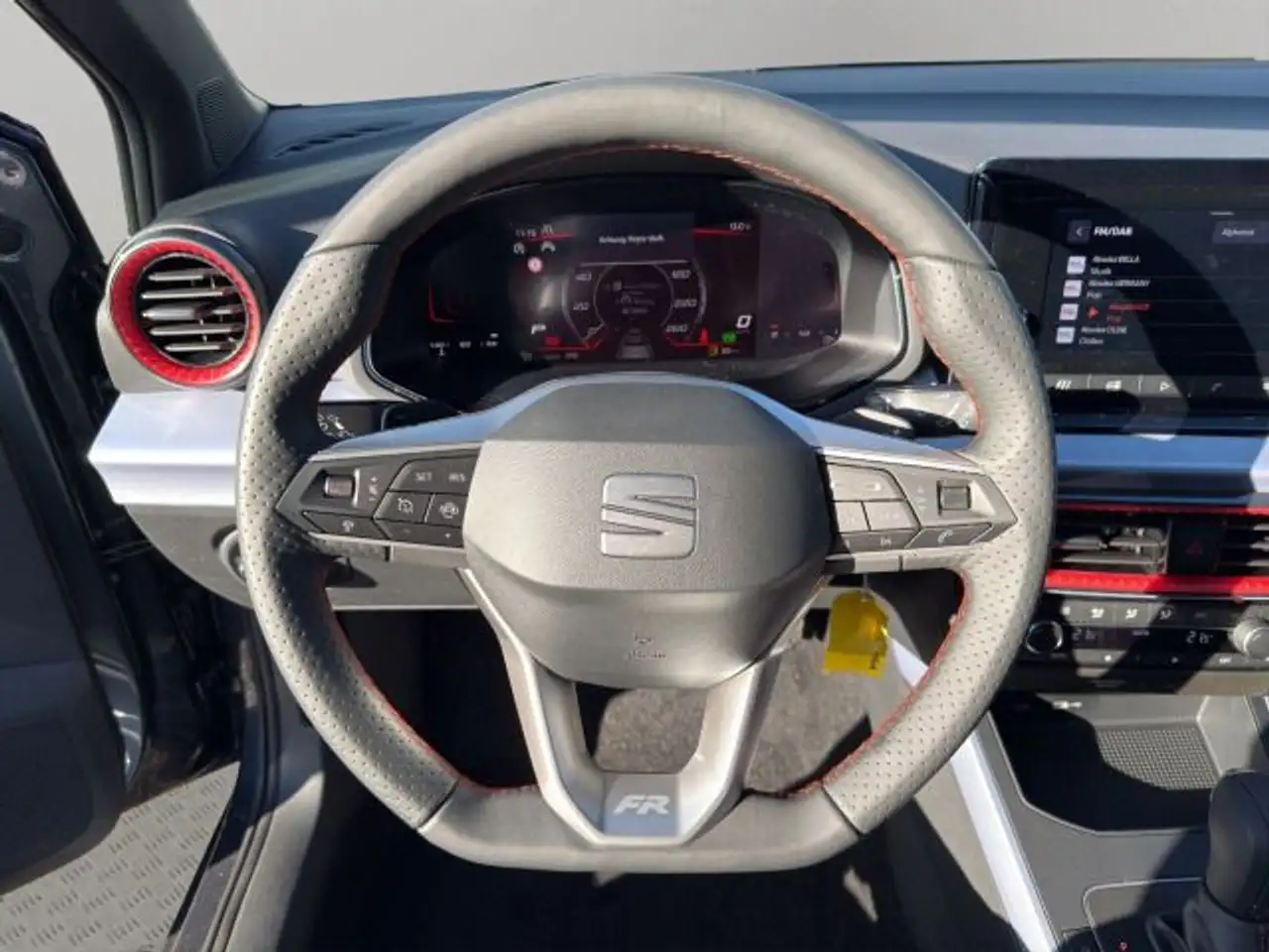 Seat Arona 10