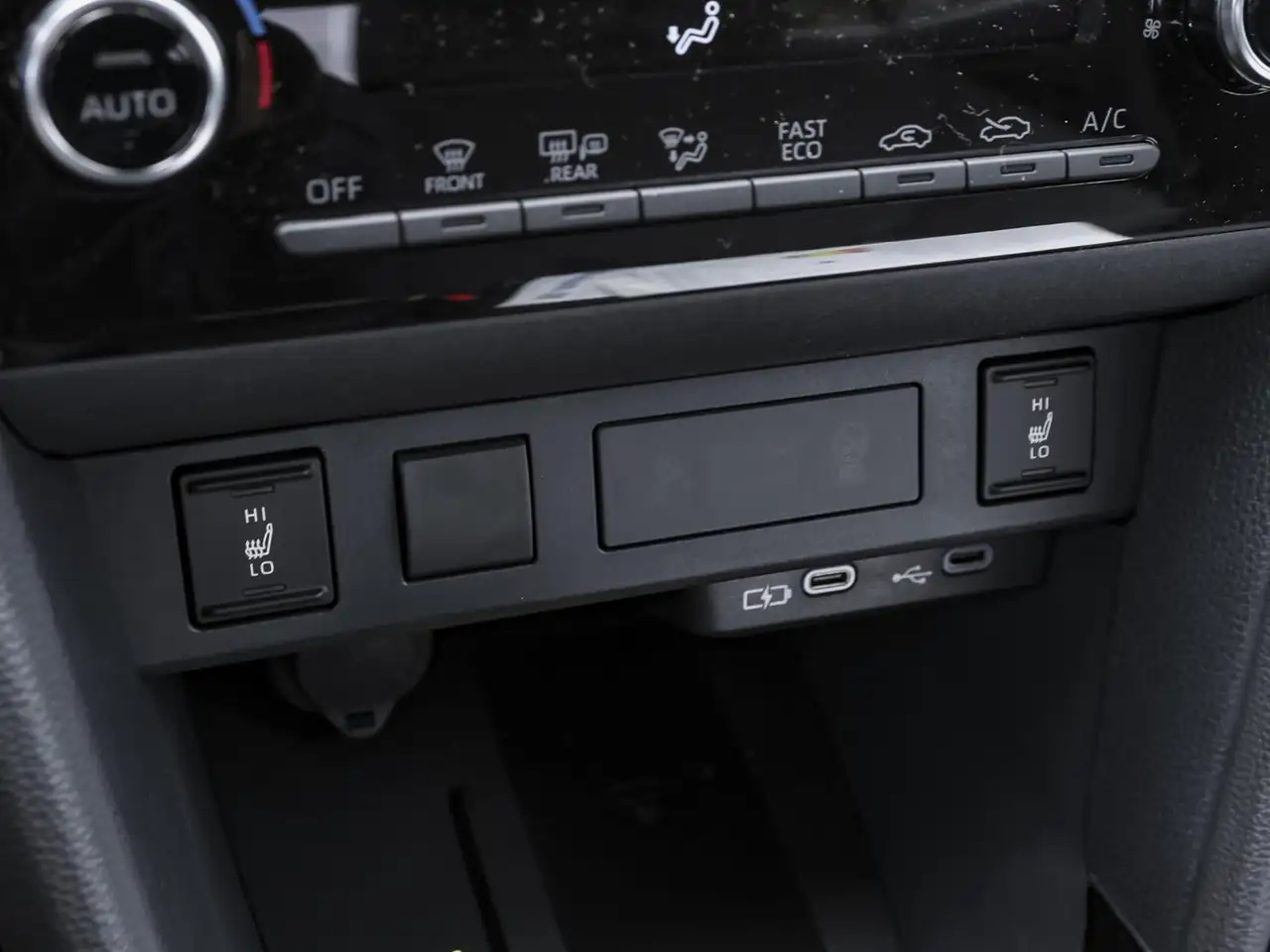 Toyota Yaris 12
