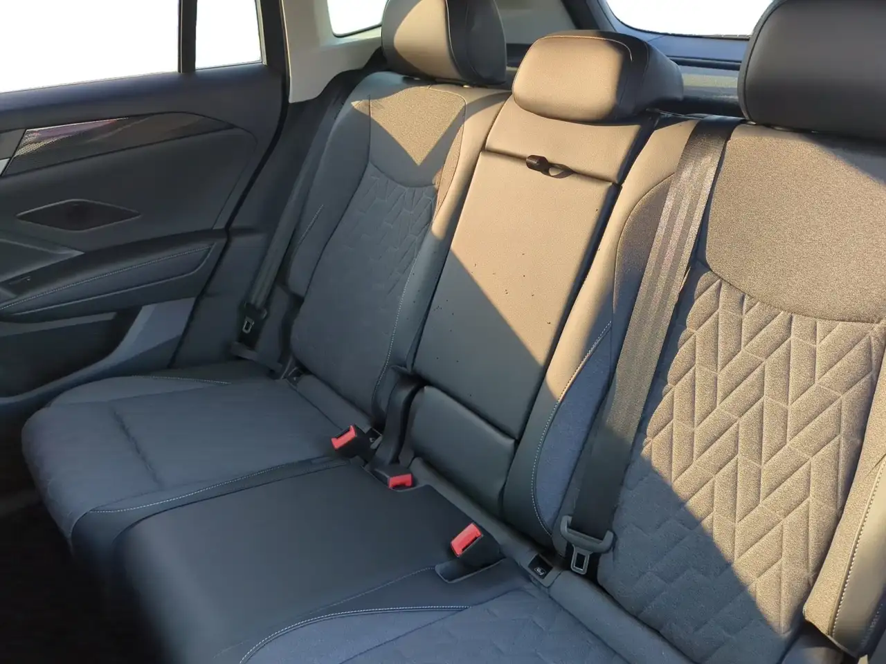 Volkswagen Tiguan 9