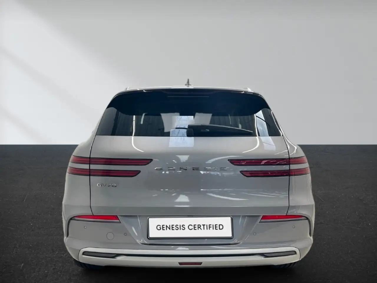 Genesis GV70 7