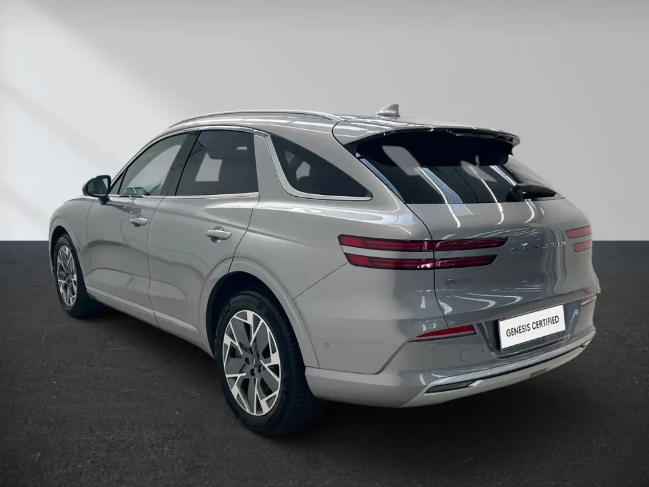Genesis GV70 8