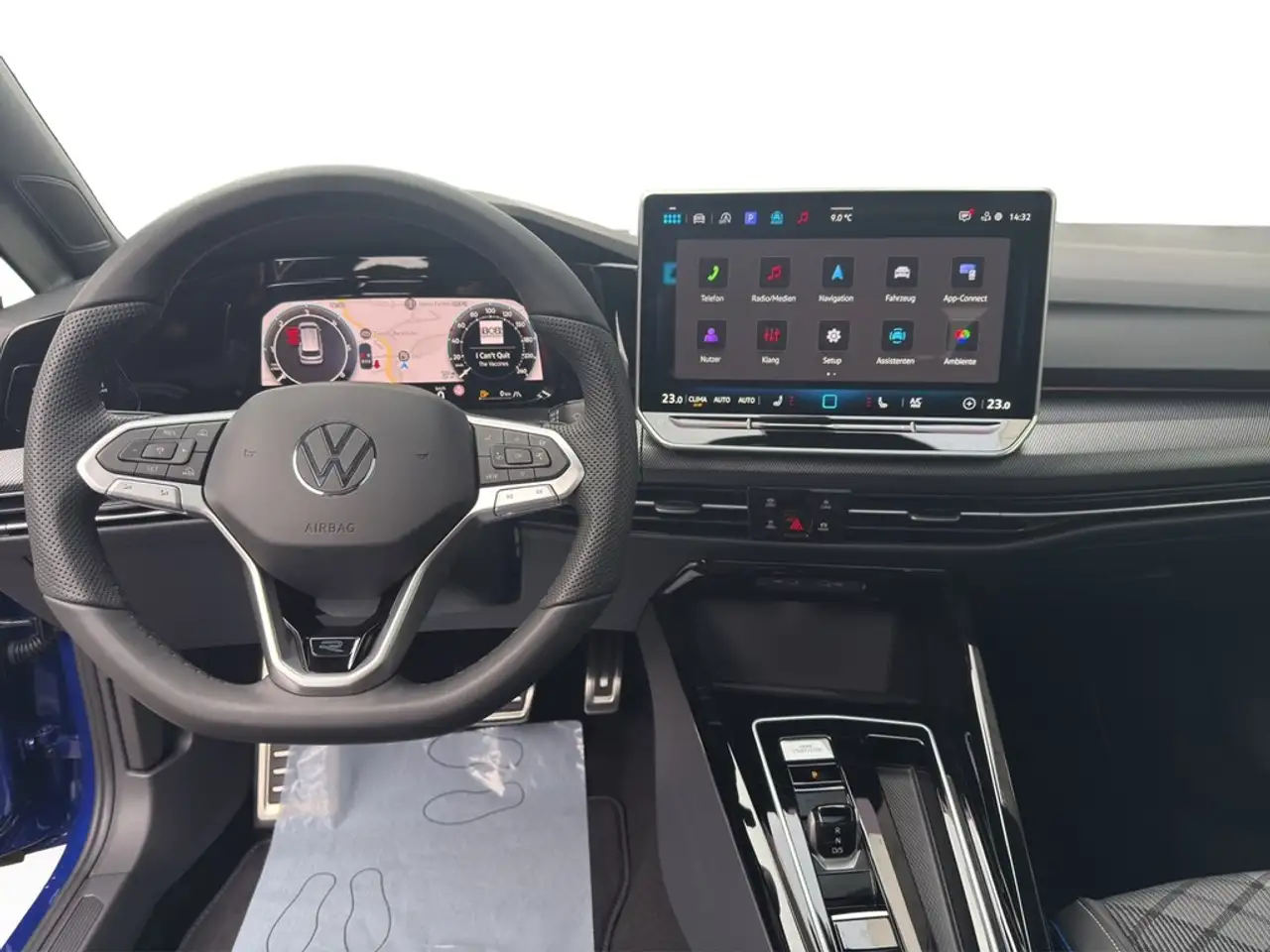 Volkswagen Golf VIII 15
