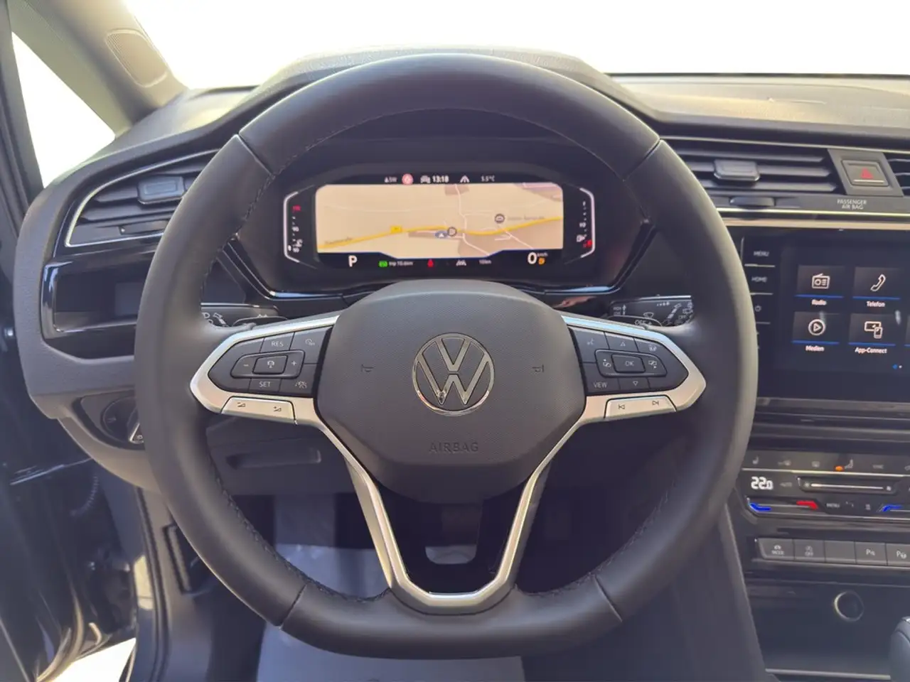 Volkswagen Touran 13
