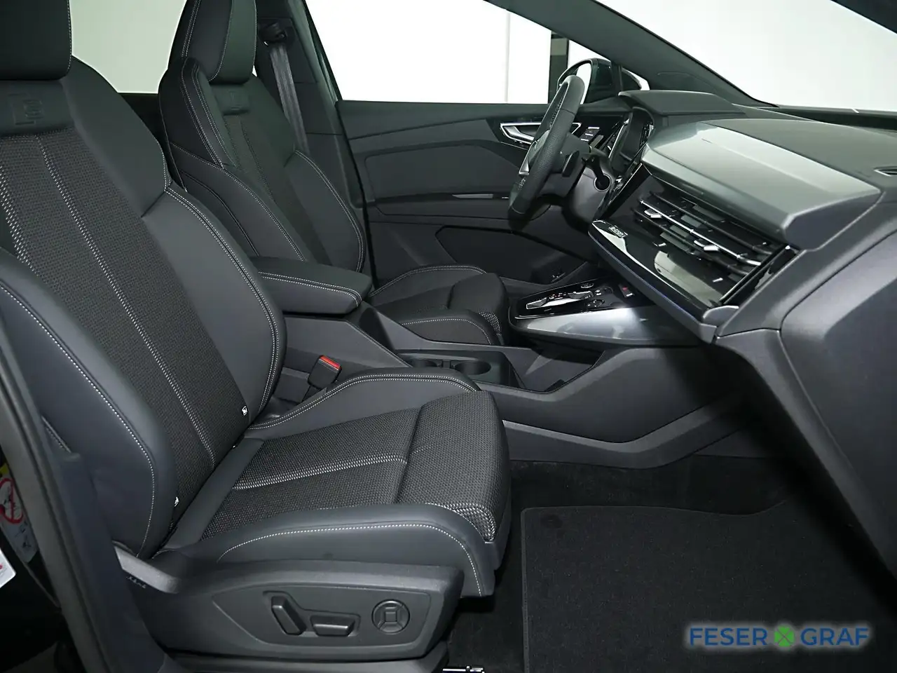 Audi Q4 4