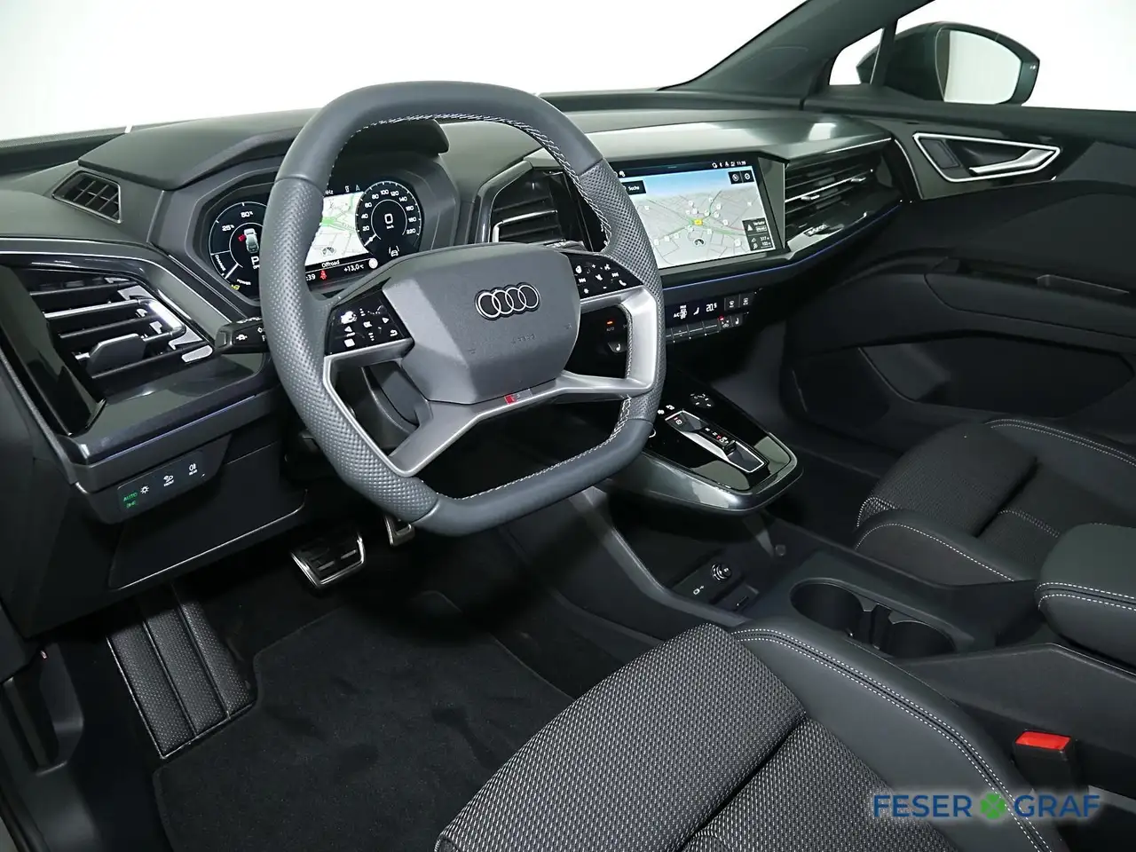 Audi Q4 6