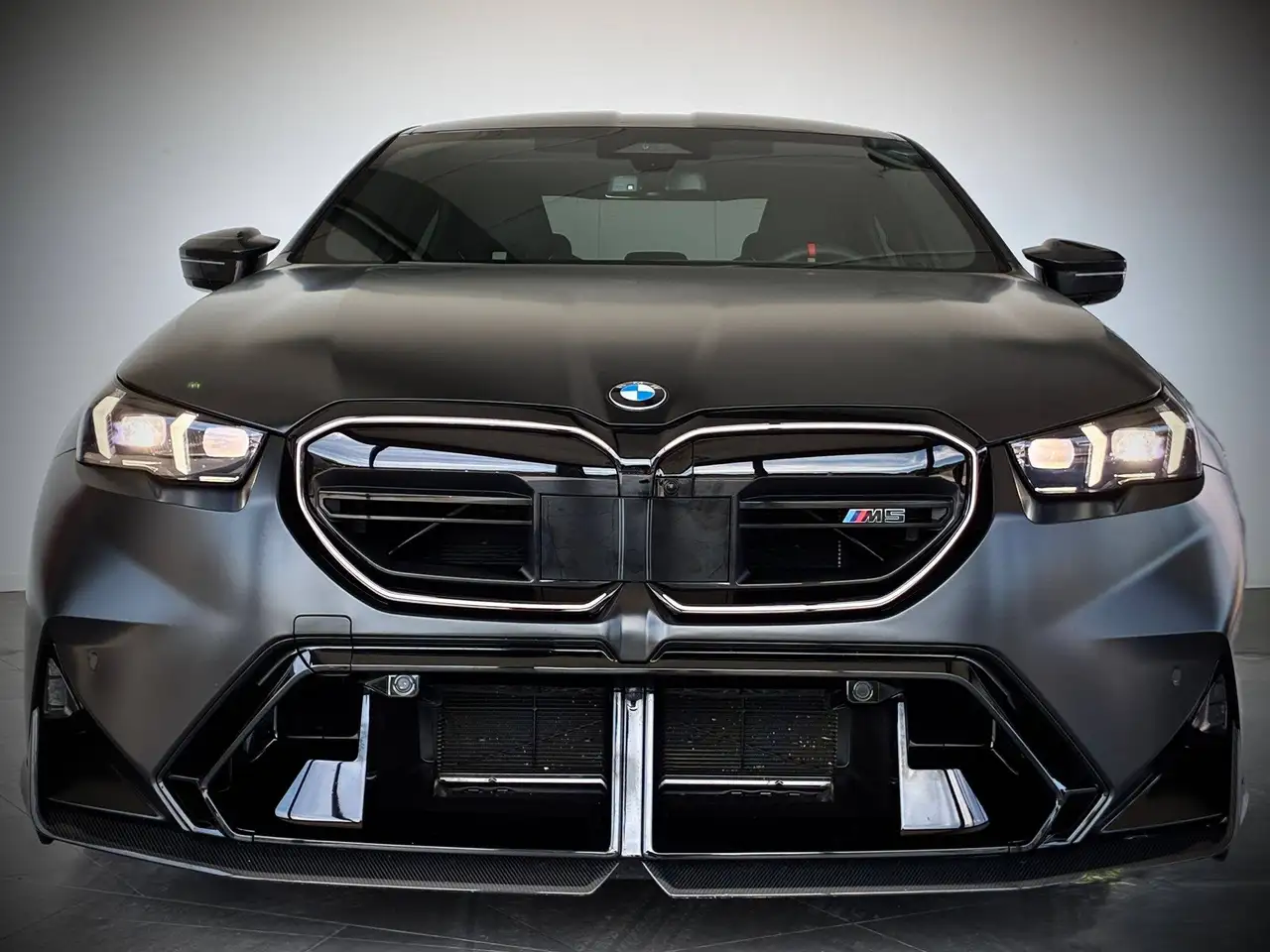 BMW M5 5