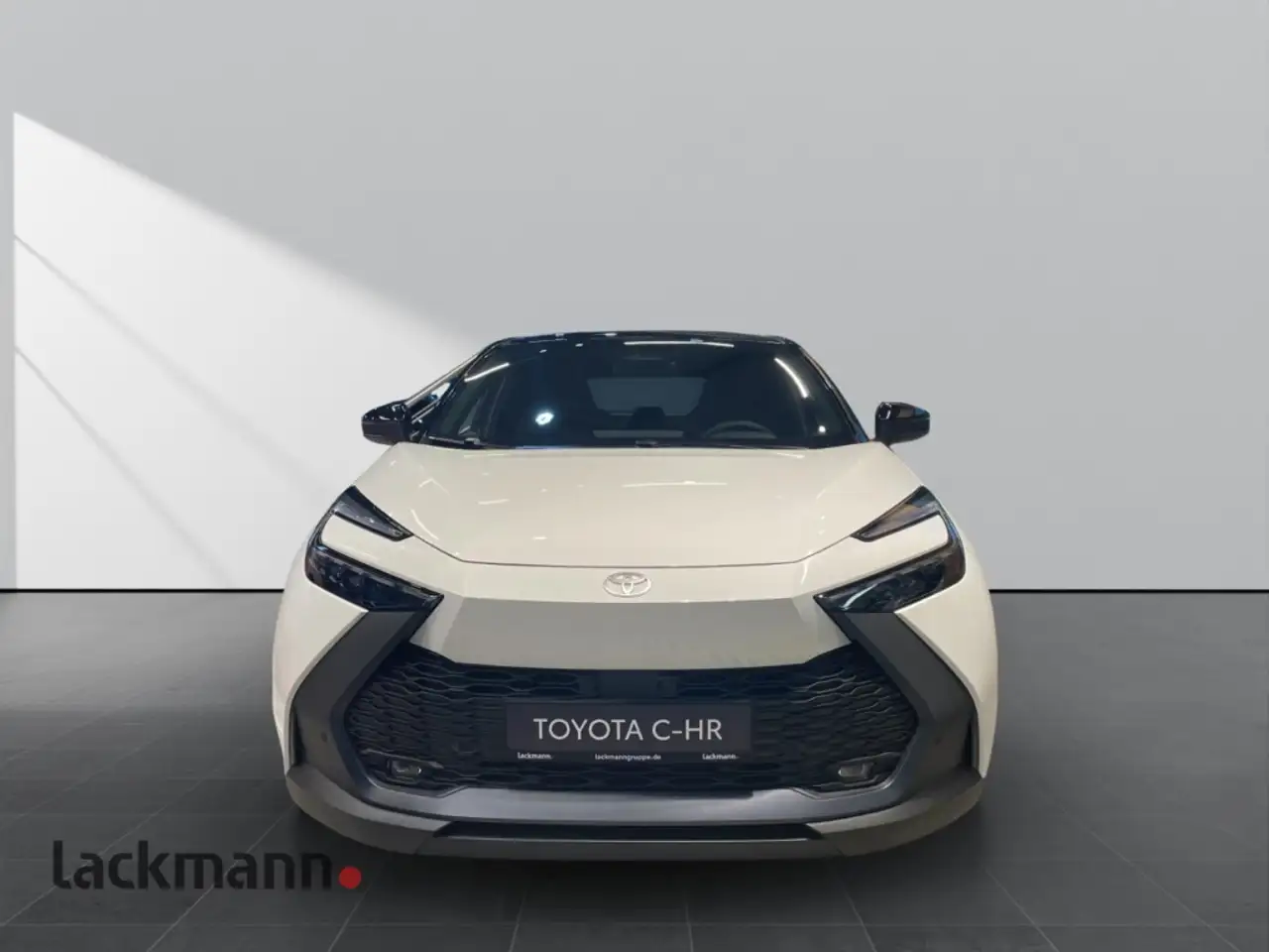Toyota C-HR 2