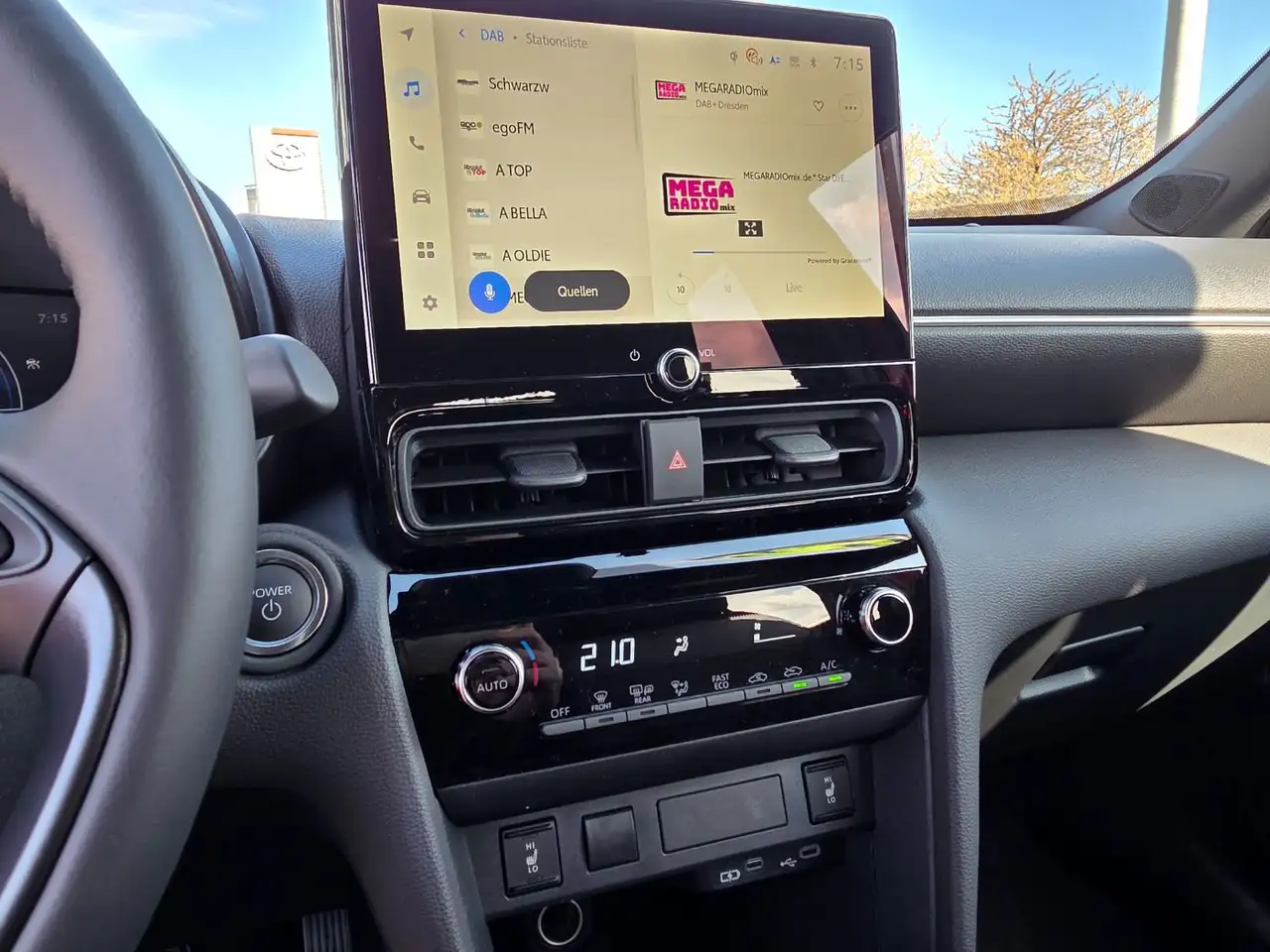 Toyota Yaris 11