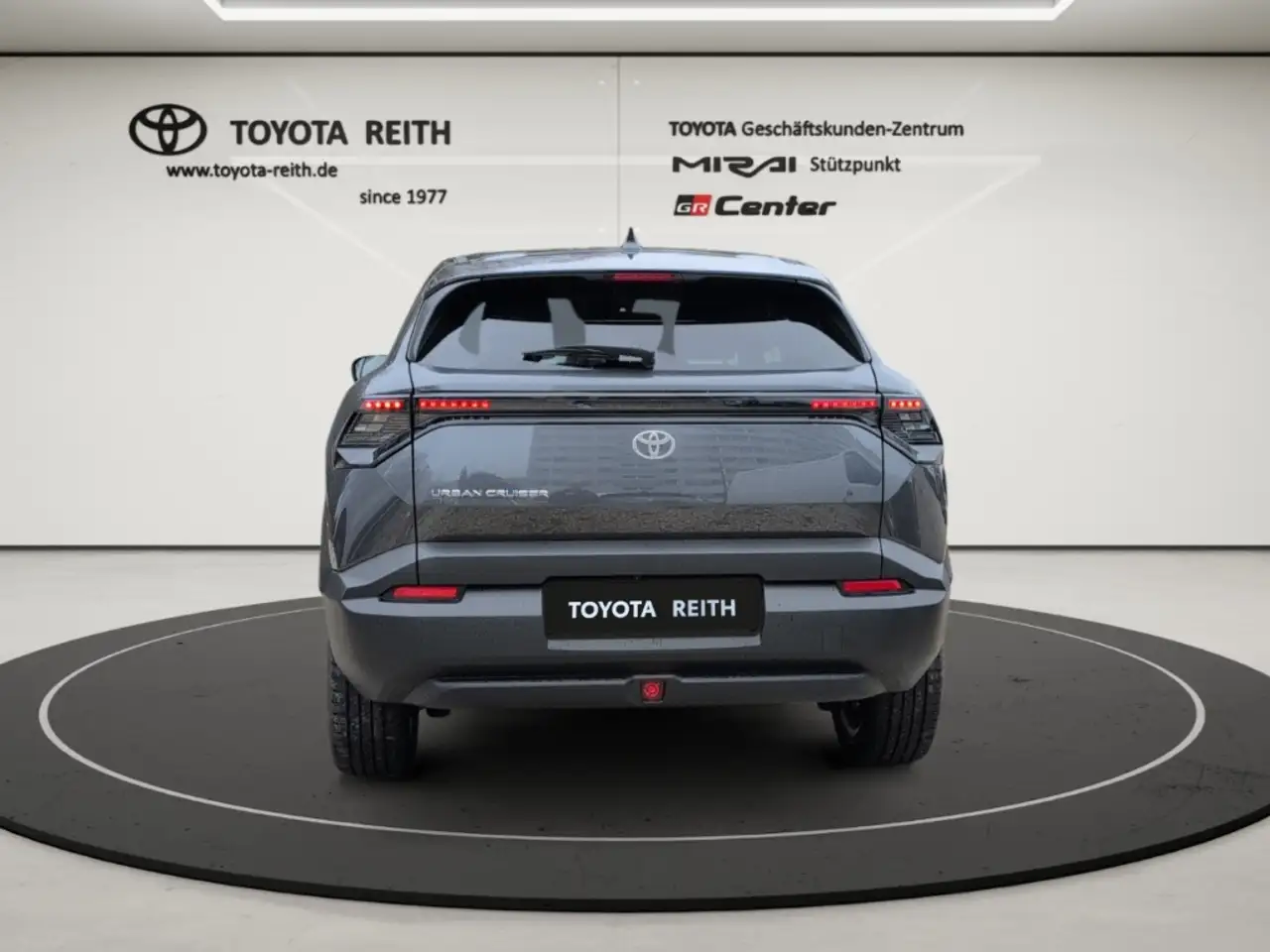 Toyota Urban 4
