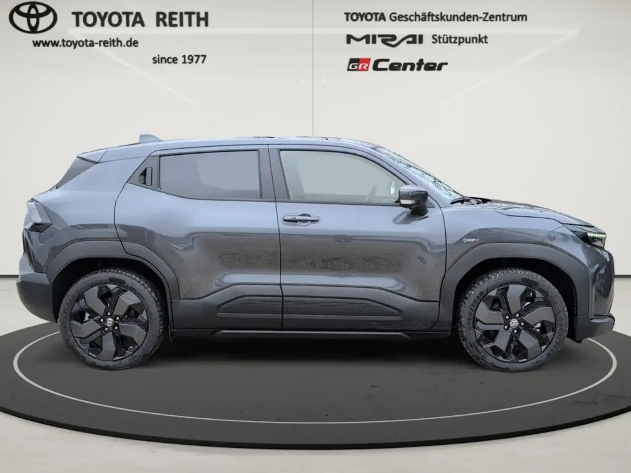 Toyota Urban 6