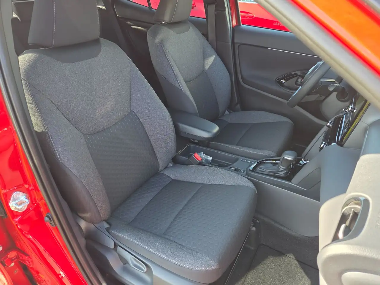 Toyota Yaris 9