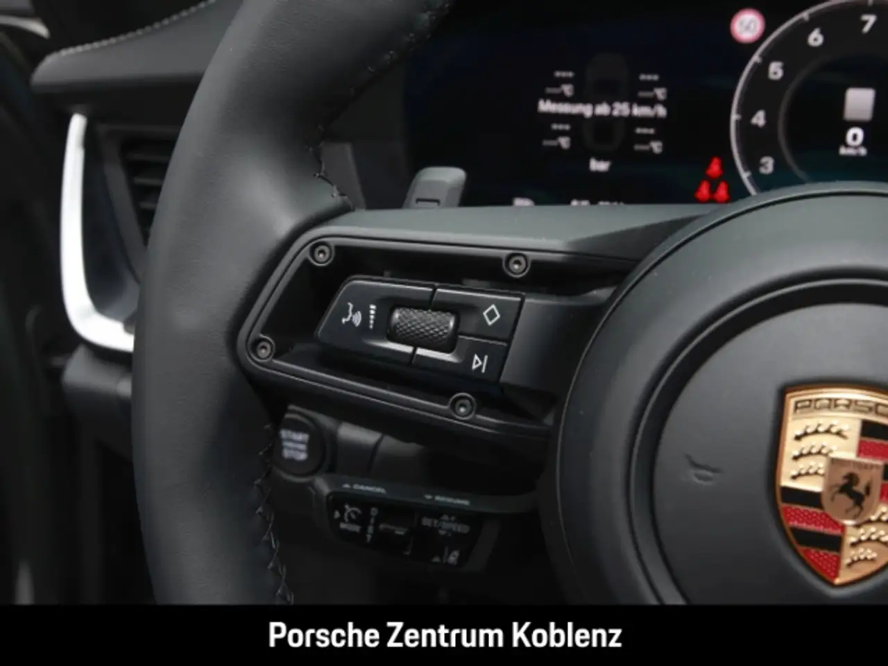 Porsche 992 16