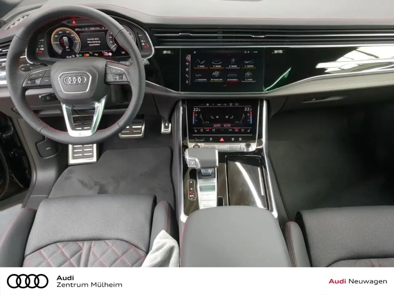 Audi Q8 5