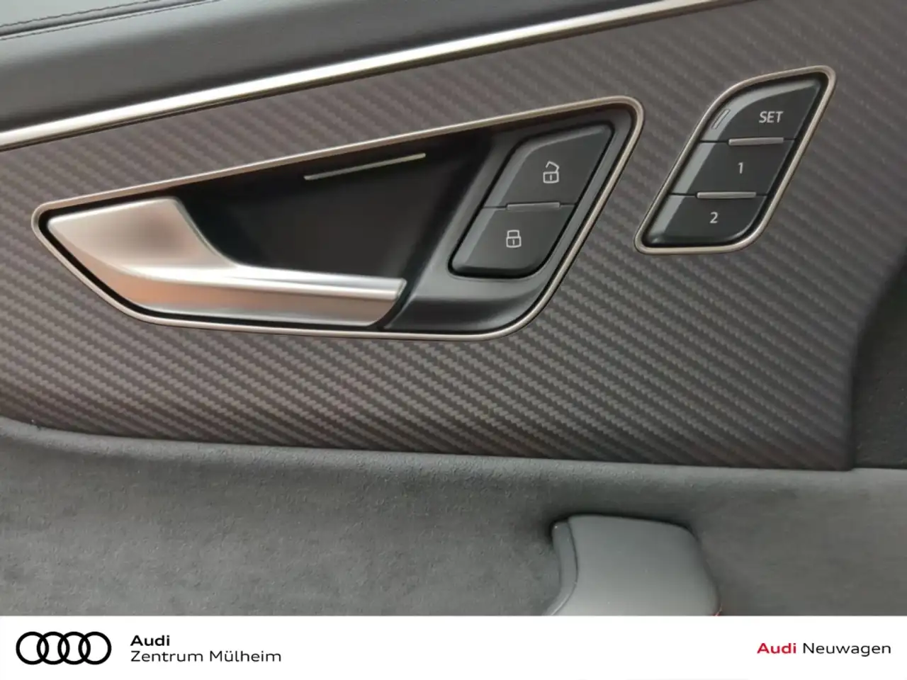 Audi Q8 14