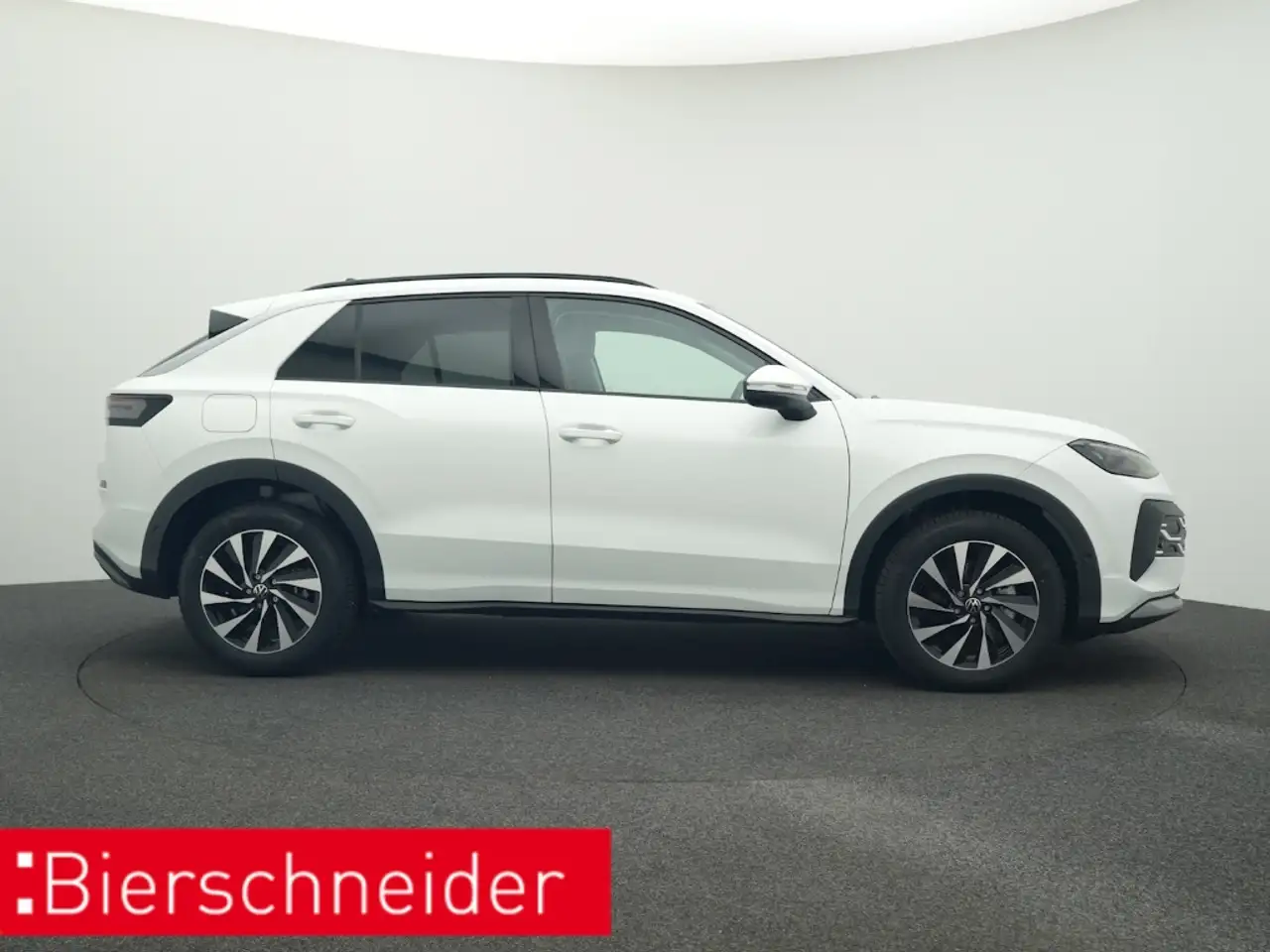 Volkswagen T-Roc 6