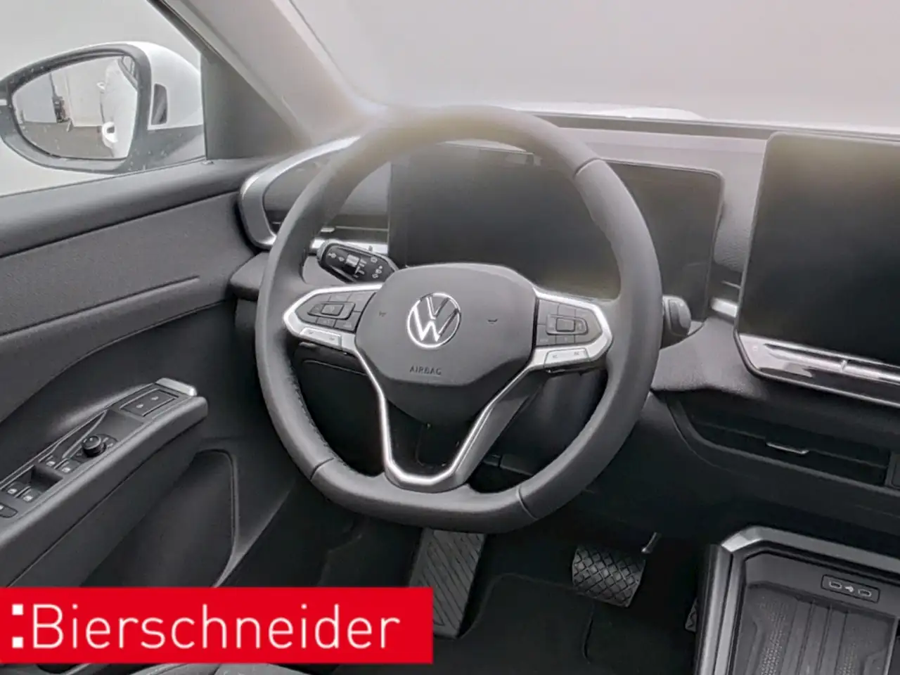 Volkswagen T-Roc 12