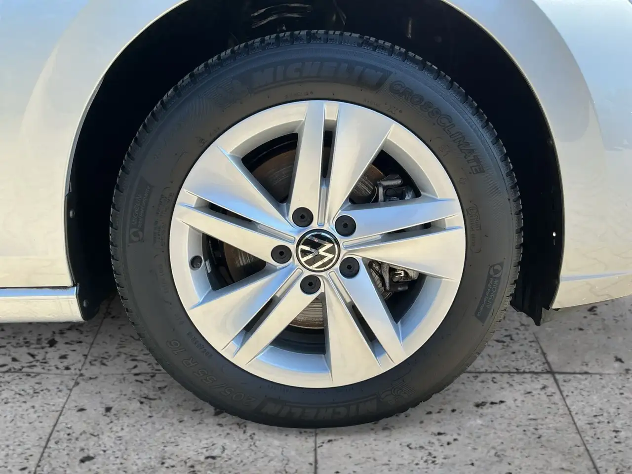 Volkswagen Golf 8