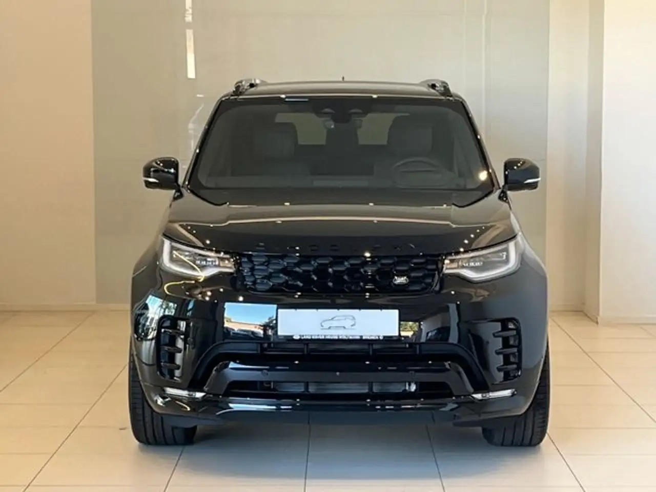 Land Rover Discovery 5 8