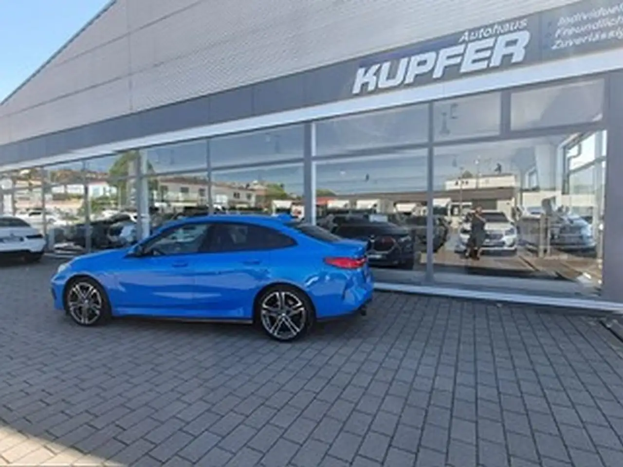 BMW 218 i 5