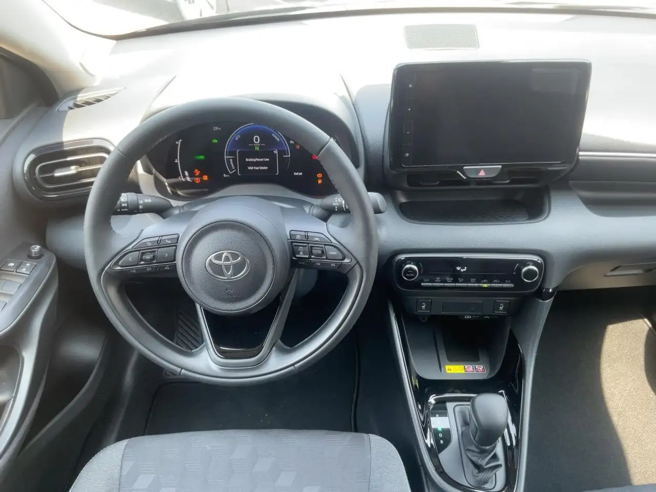 Toyota Yaris 9