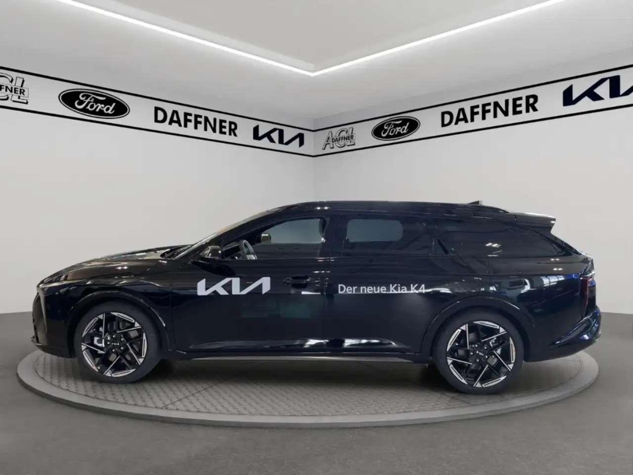 Kia K4 3