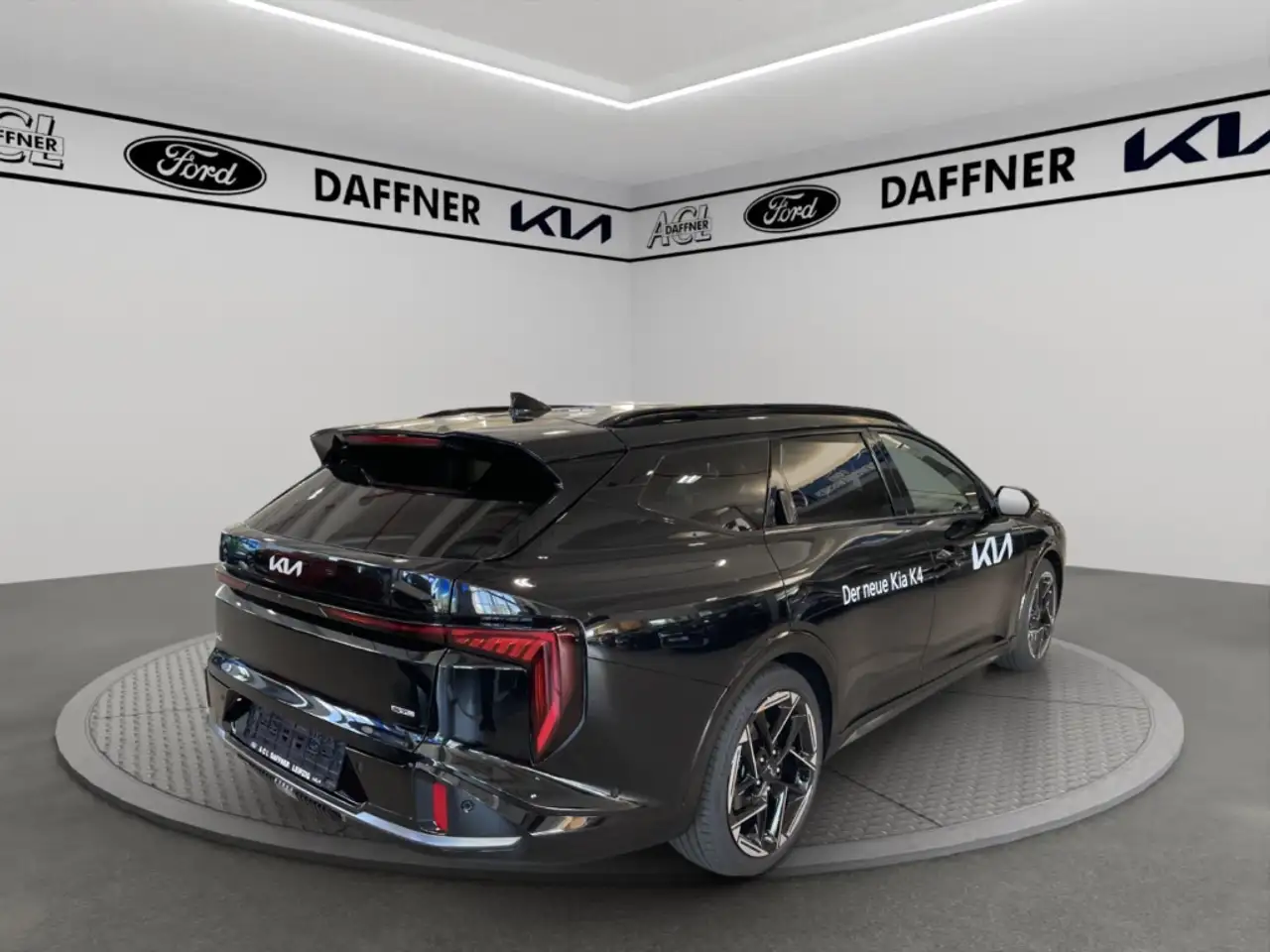 Kia K4 6