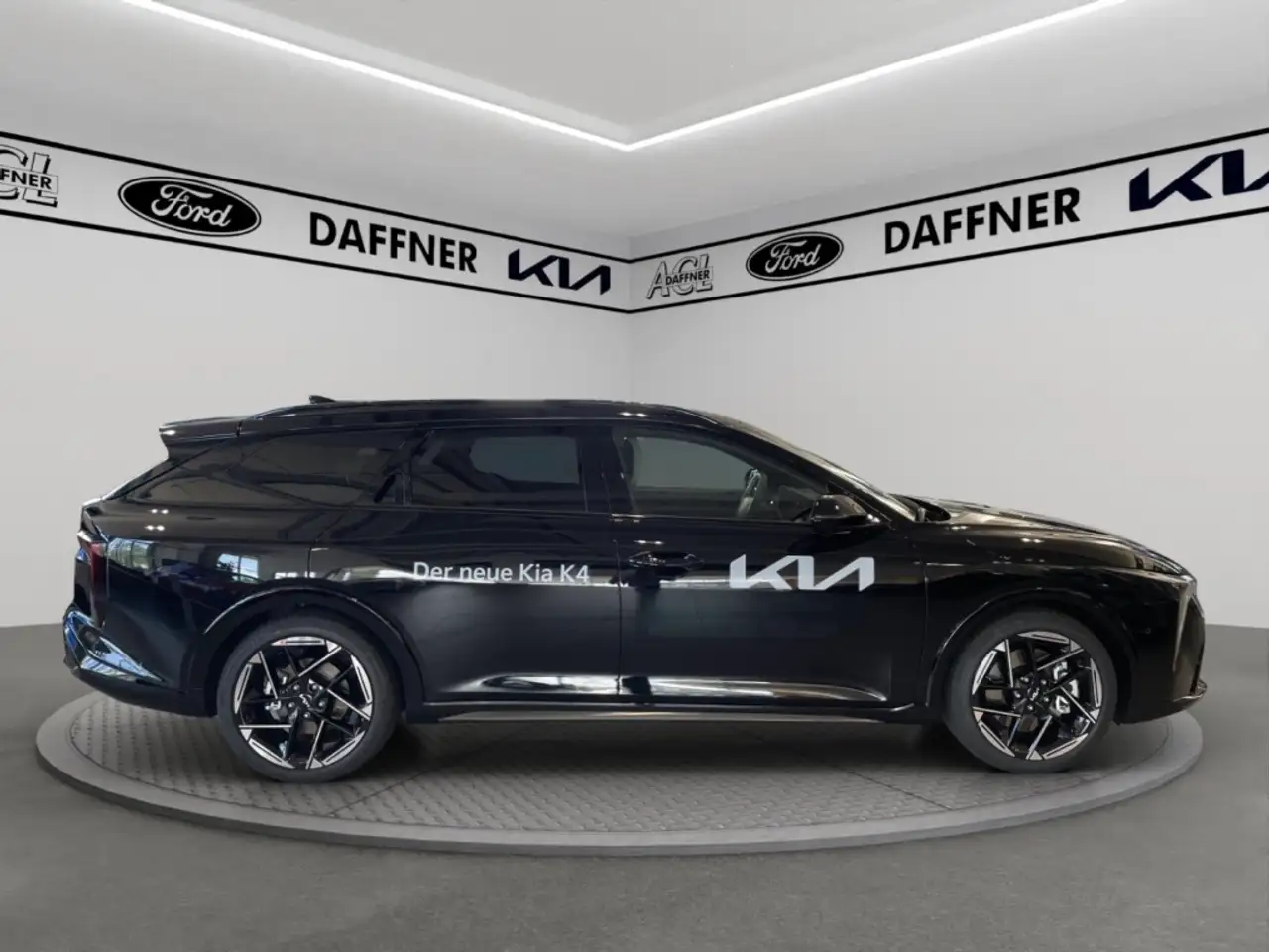 Kia K4 7