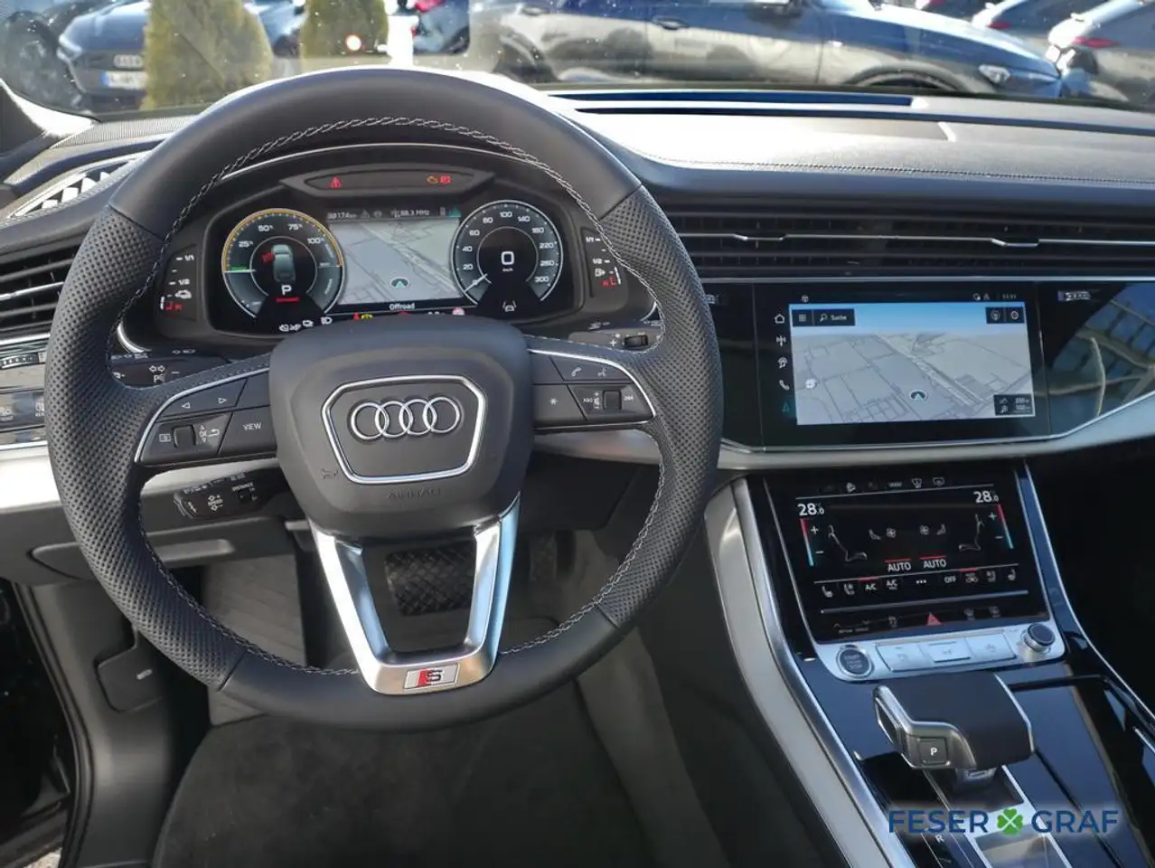 Audi Q7 4