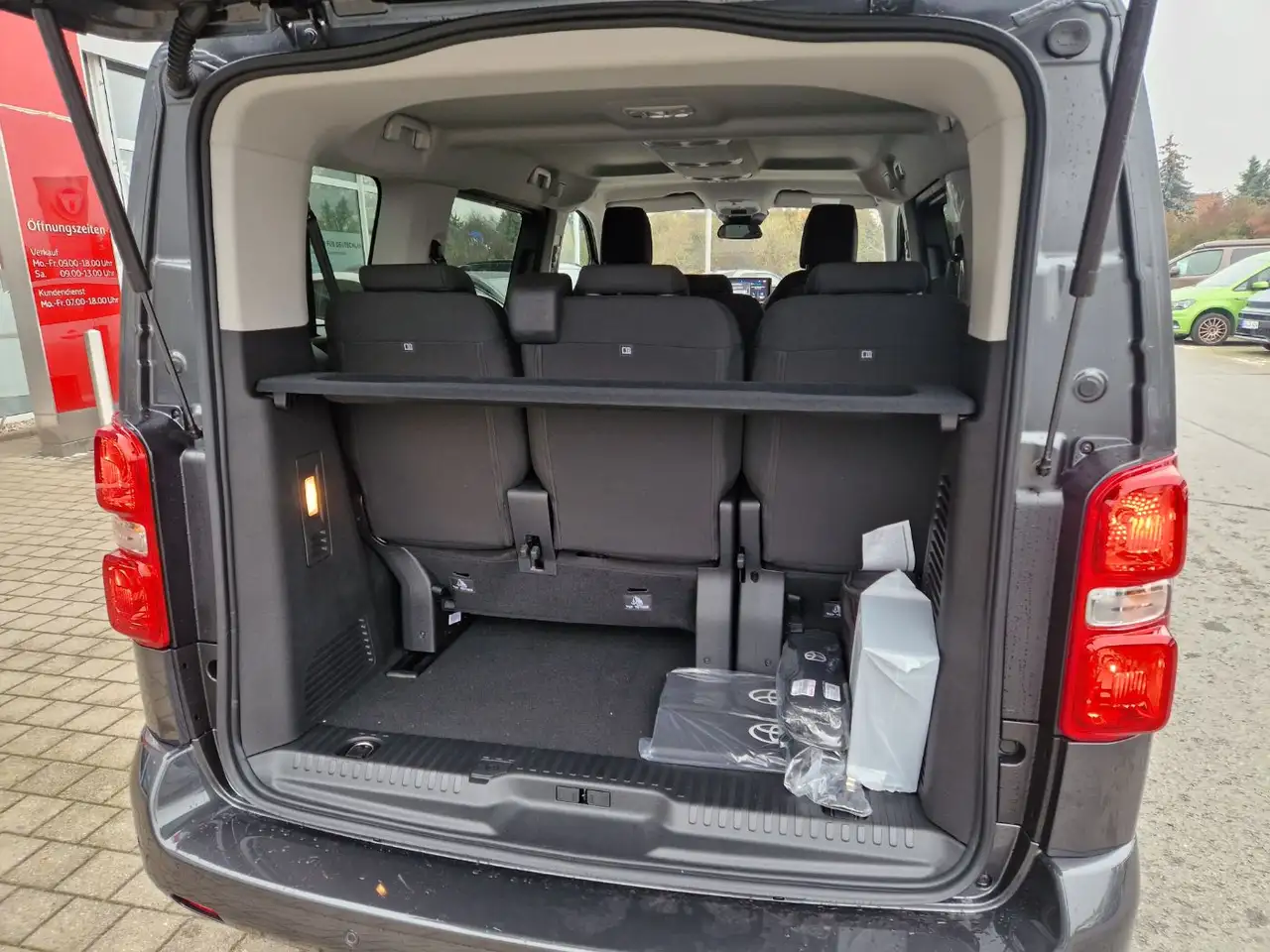 Toyota Proace 8