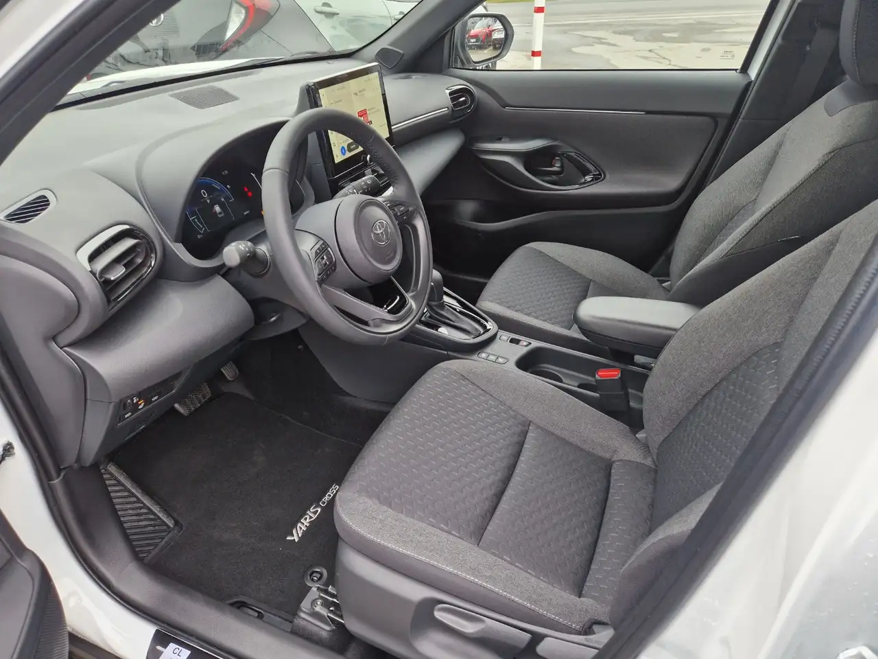 Toyota Yaris 8